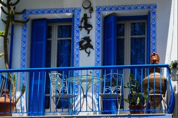 Greek-style balcony