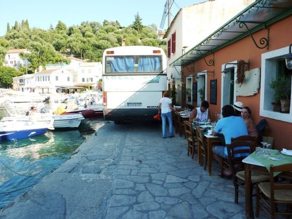Local bus, Logos harbour.