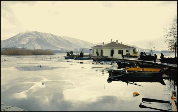 Kastoria\'s lake - Winter 2012