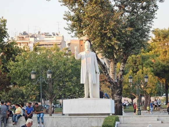 Thessaloniki : Statue of Eleftherios Venezelos