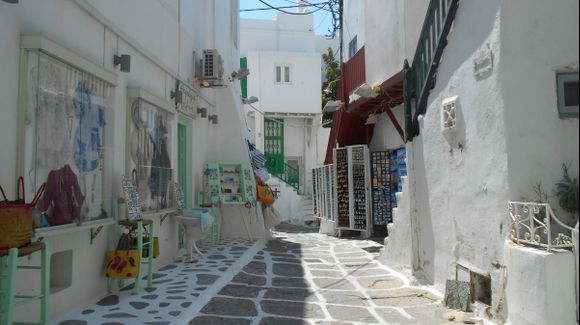 Mykonos1