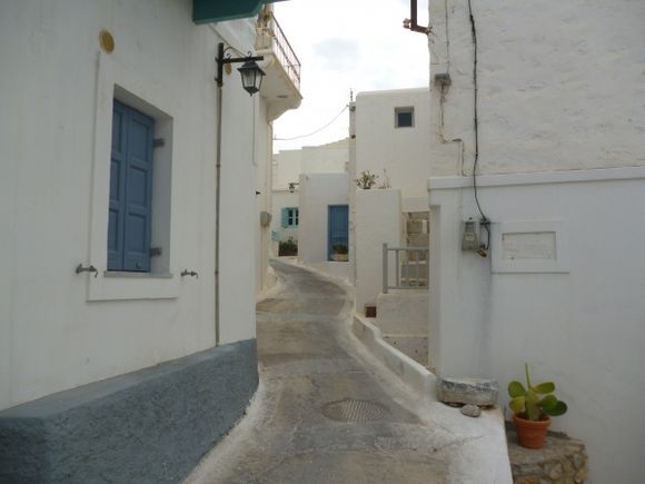 Another lovely lane in Chora!