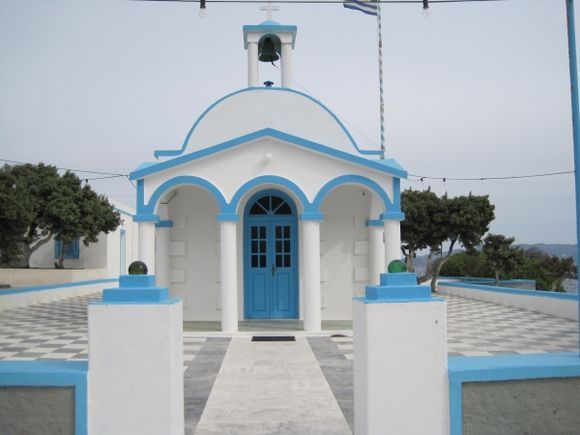 A colorful and spiritual church in Apollonia on the island of Milos!