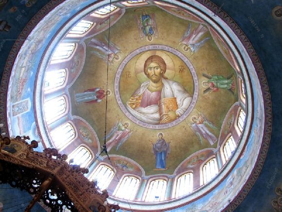 Dome inside of St. Andrew Cathedral