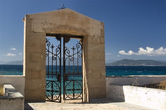 The door to the sea