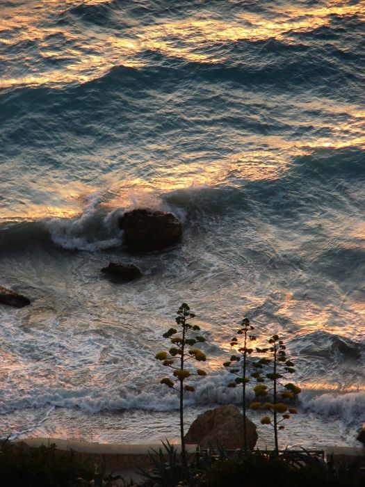 View from Monte Smith - waves during sunset
