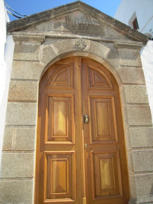 Lindos.the door.