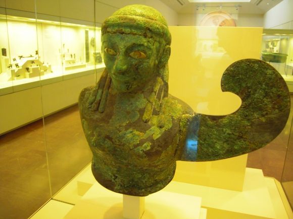 winged figure(late hittite) of the bronze cauldron.(7th c BC)