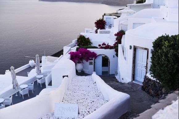 Santorini Cozyness