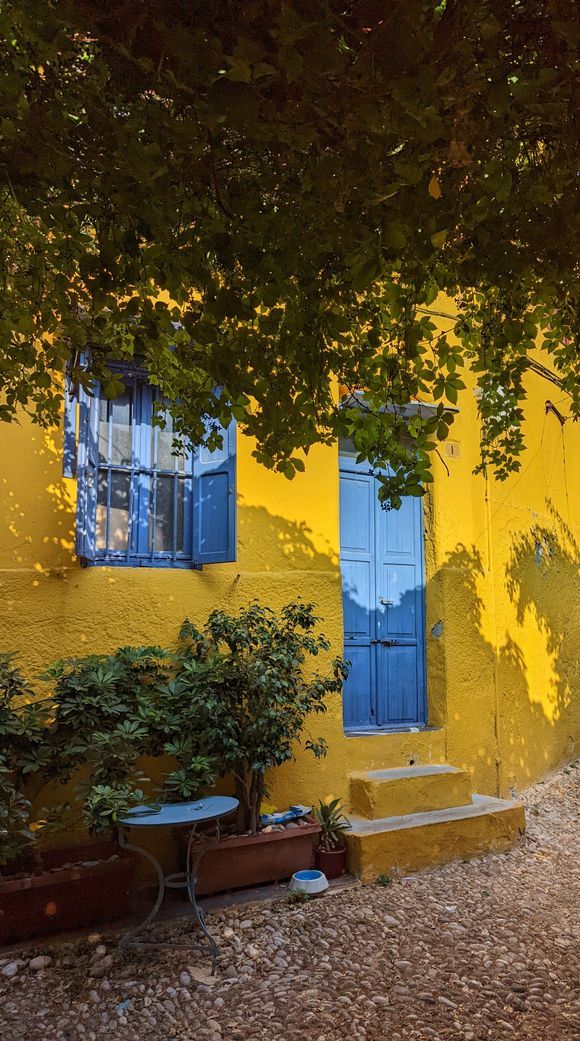 Colourful Greece 🇬🇷💙