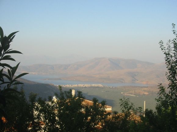 A view of the town of Itea from Delfoi