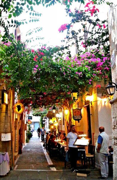 Old Town, Rethymno, Crete:

Dining al fresco in Greece all year round is, I'm guessing, equivalent to the cozy booths of American diners, in the winter.